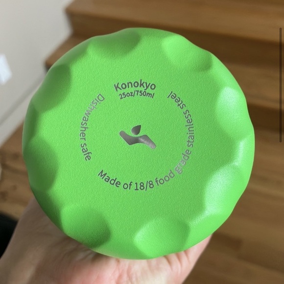 Konokyo Lime Green Water Bottle - Picture 4 of 5